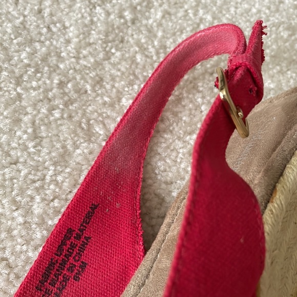 Coldwater Creek Summer Wedge Red Espadrilles - Picture 12 of 12